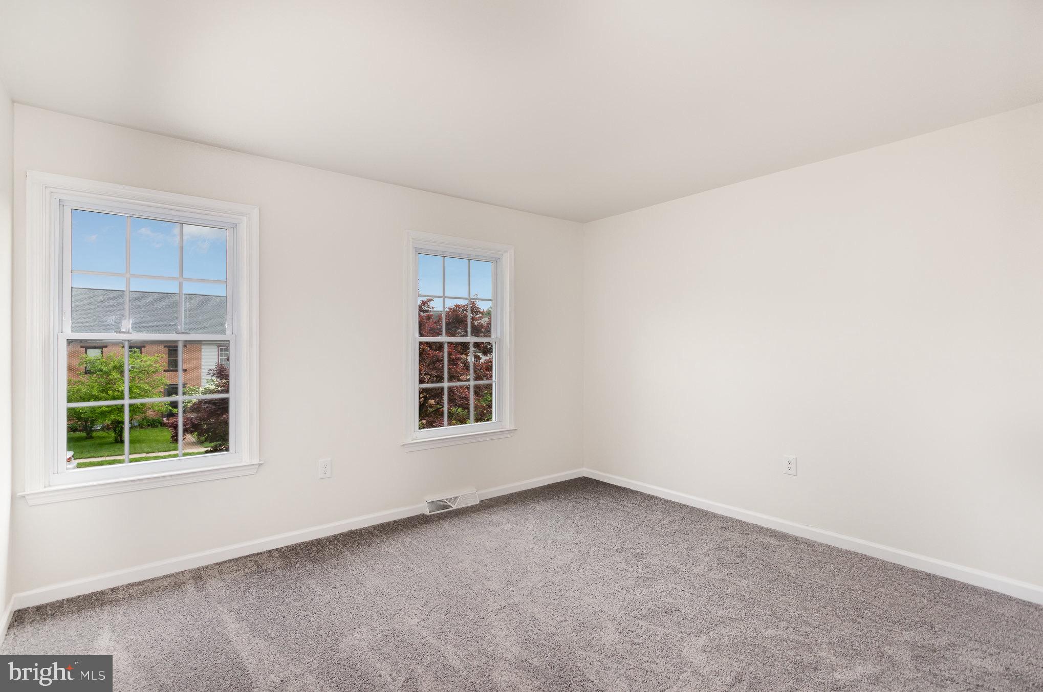 WILLOW STREET - Residential