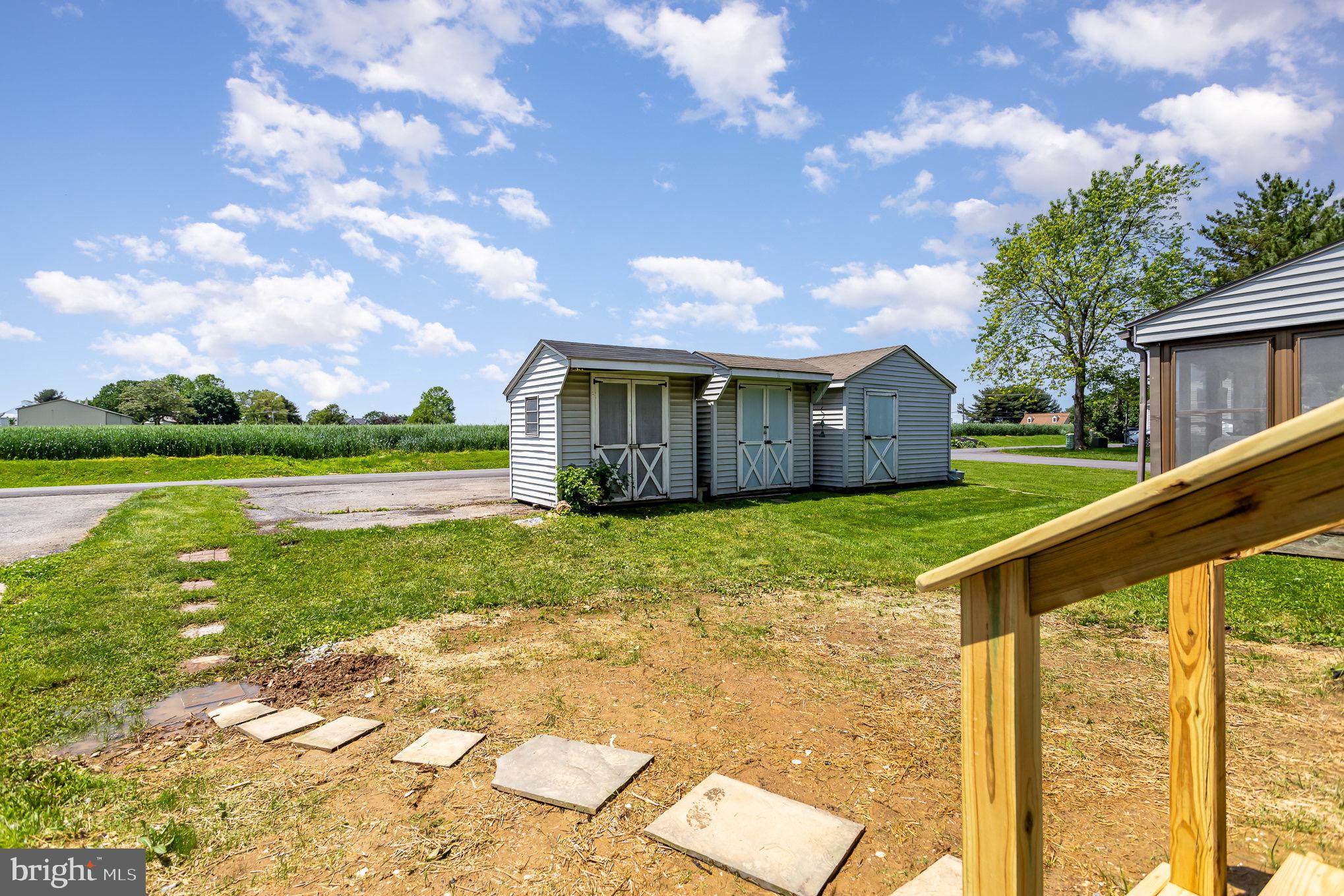 WILLOW STREET - Residential