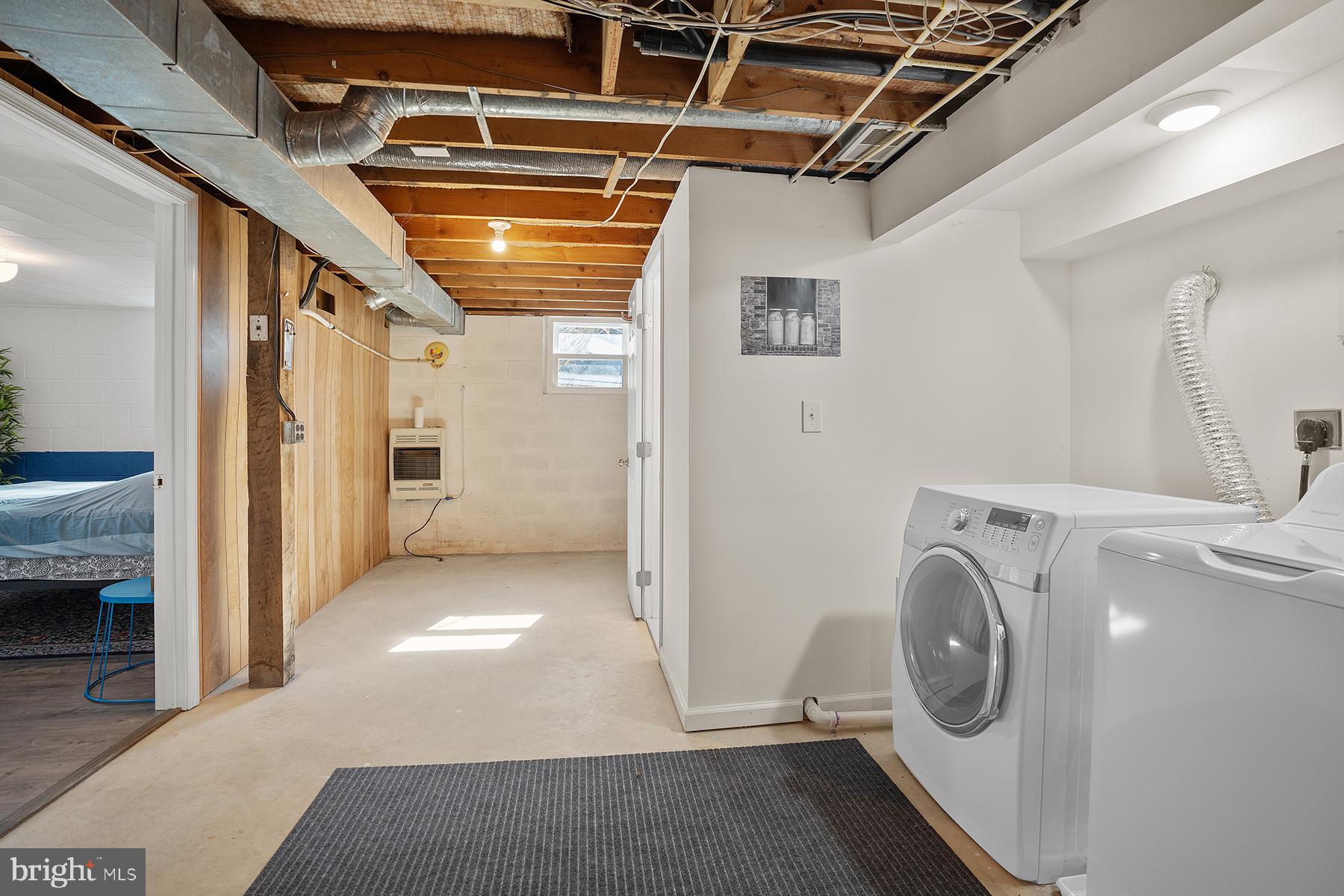 BONNIE BROOK - Residential