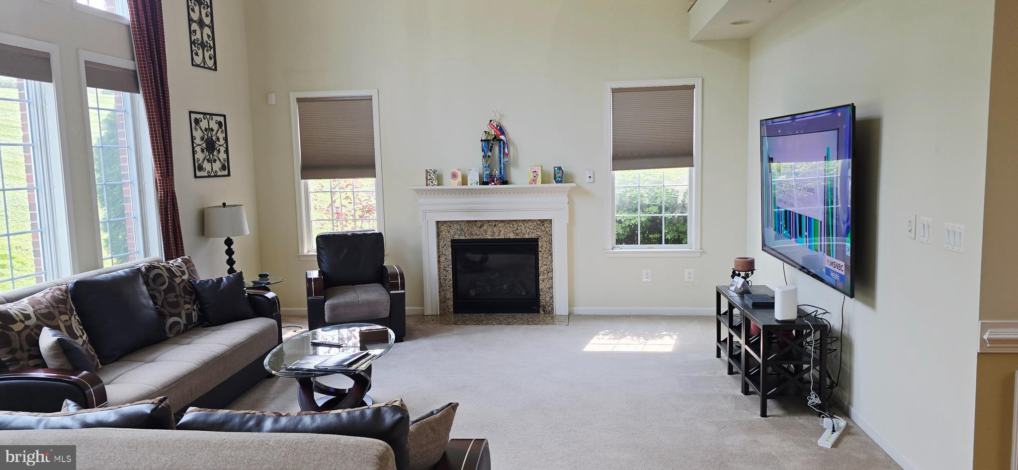 MARLBORO RIDGE - Residential