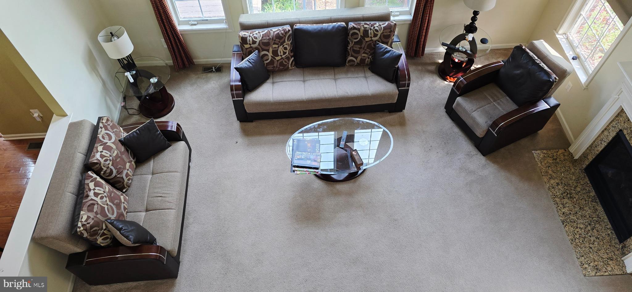 MARLBORO RIDGE - Residential