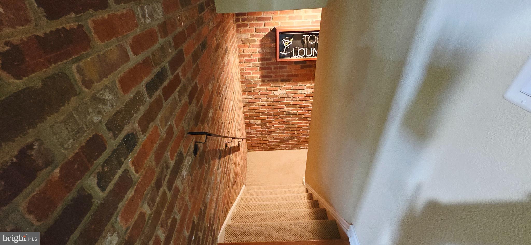 MARLBORO RIDGE - Residential