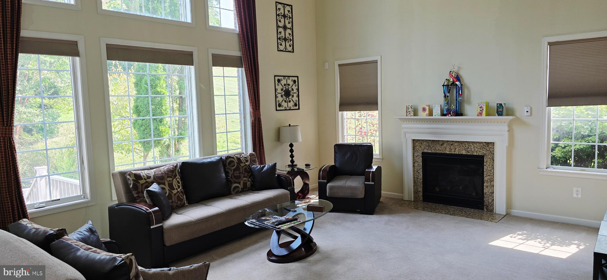 MARLBORO RIDGE - Residential