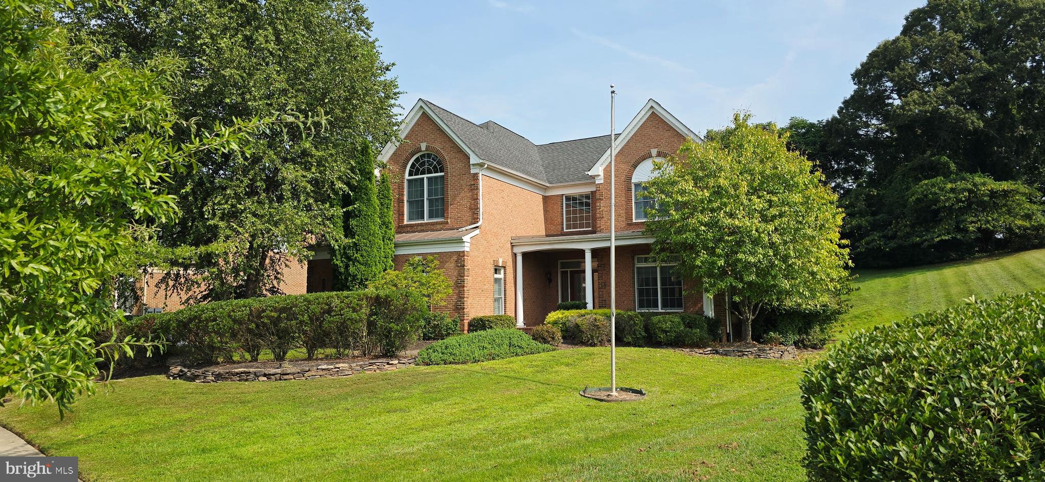 MARLBORO RIDGE - Residential