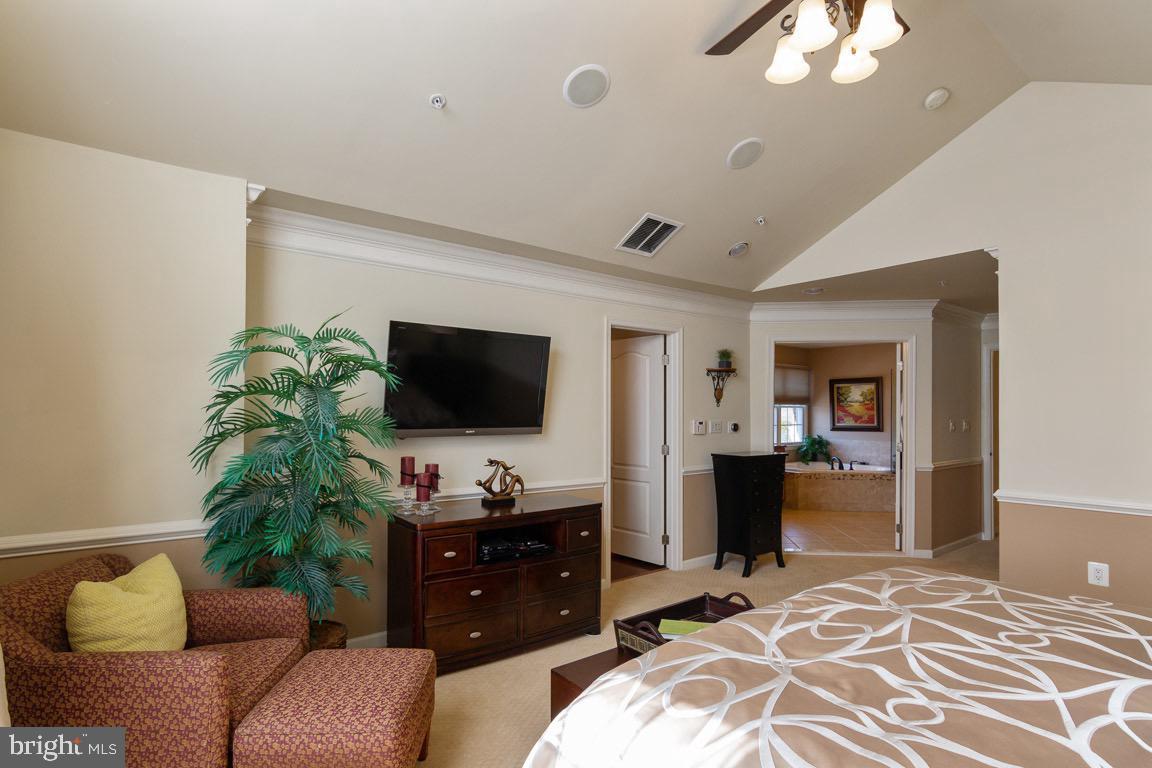 MARLBORO RIDGE - Residential