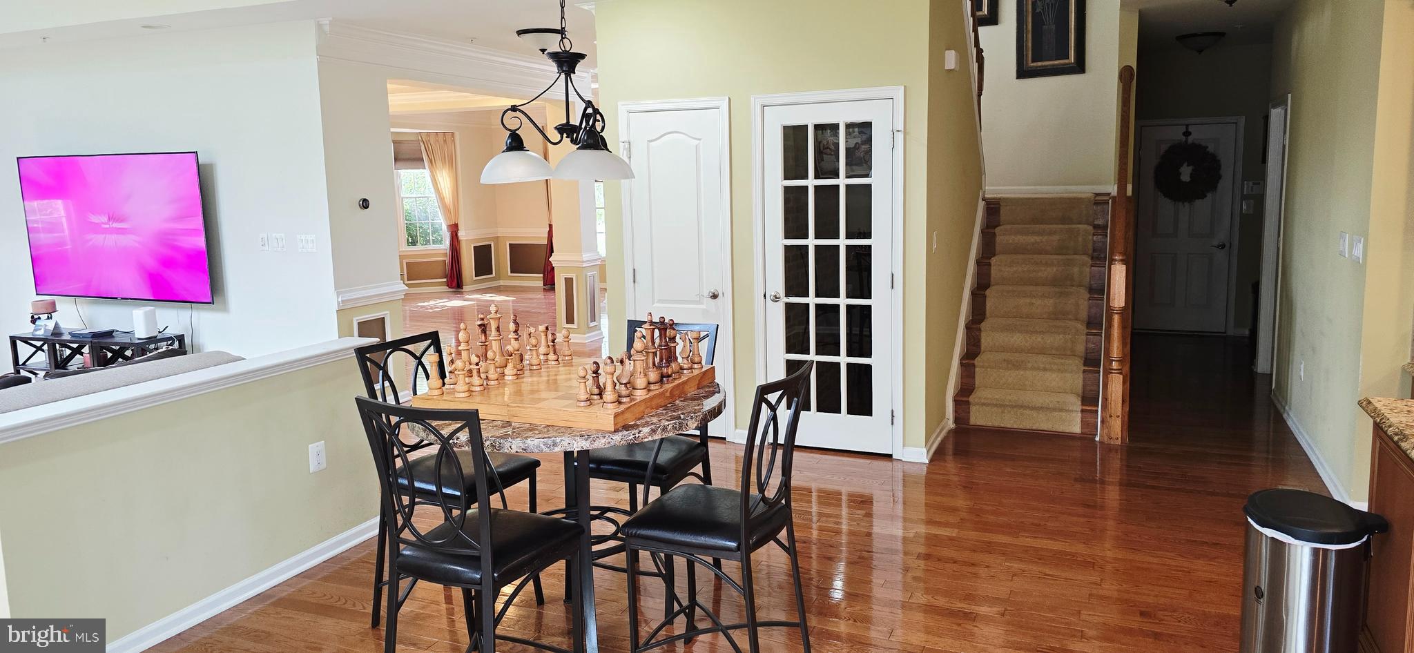 MARLBORO RIDGE - Residential