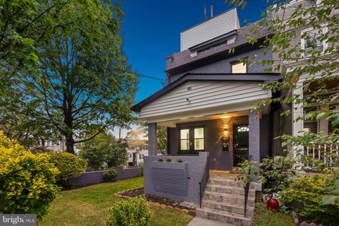 461 DELAFIELD PLACE NW WASHINGTON DC 20011