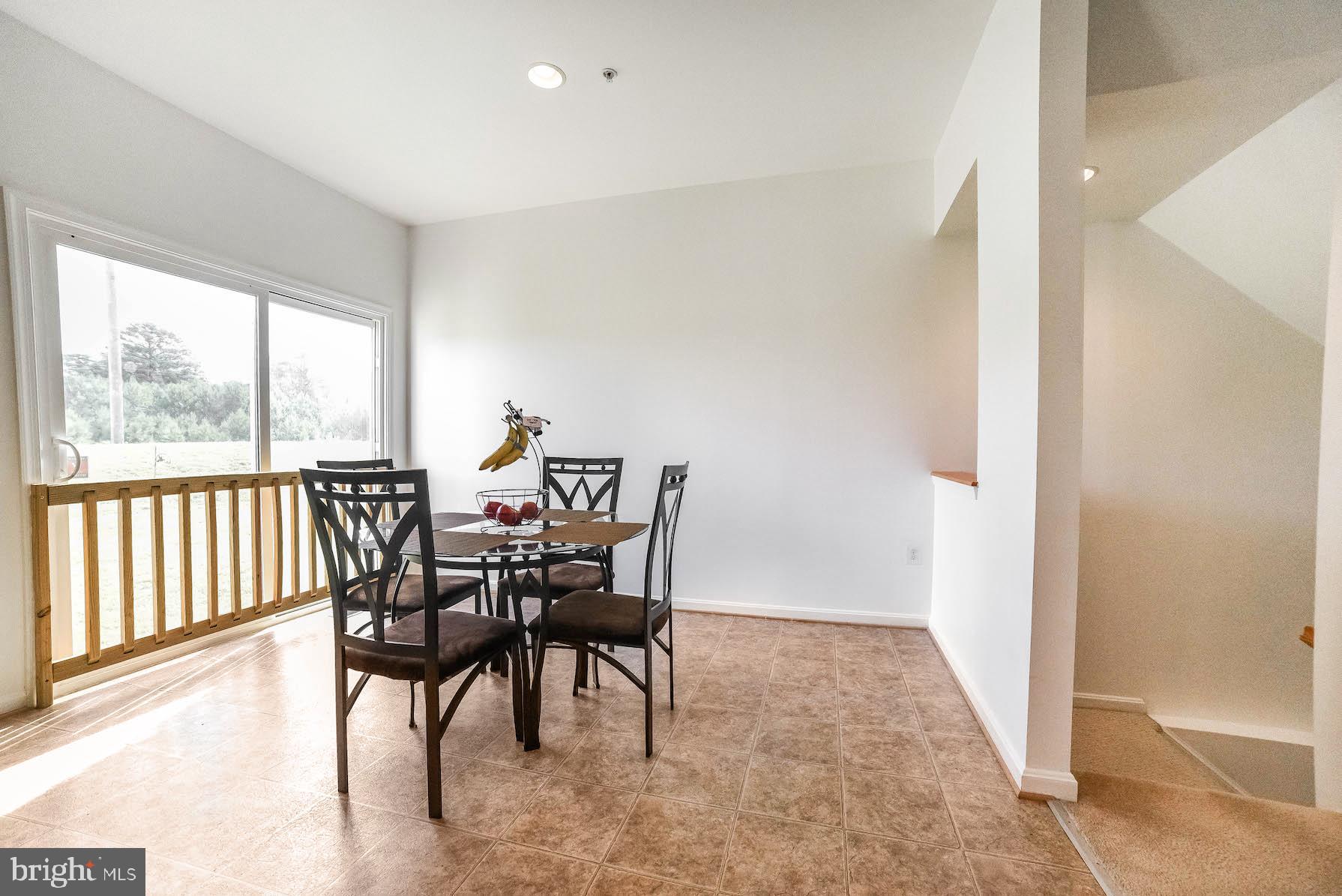 CLEMENTS WOODS - Residential Lease