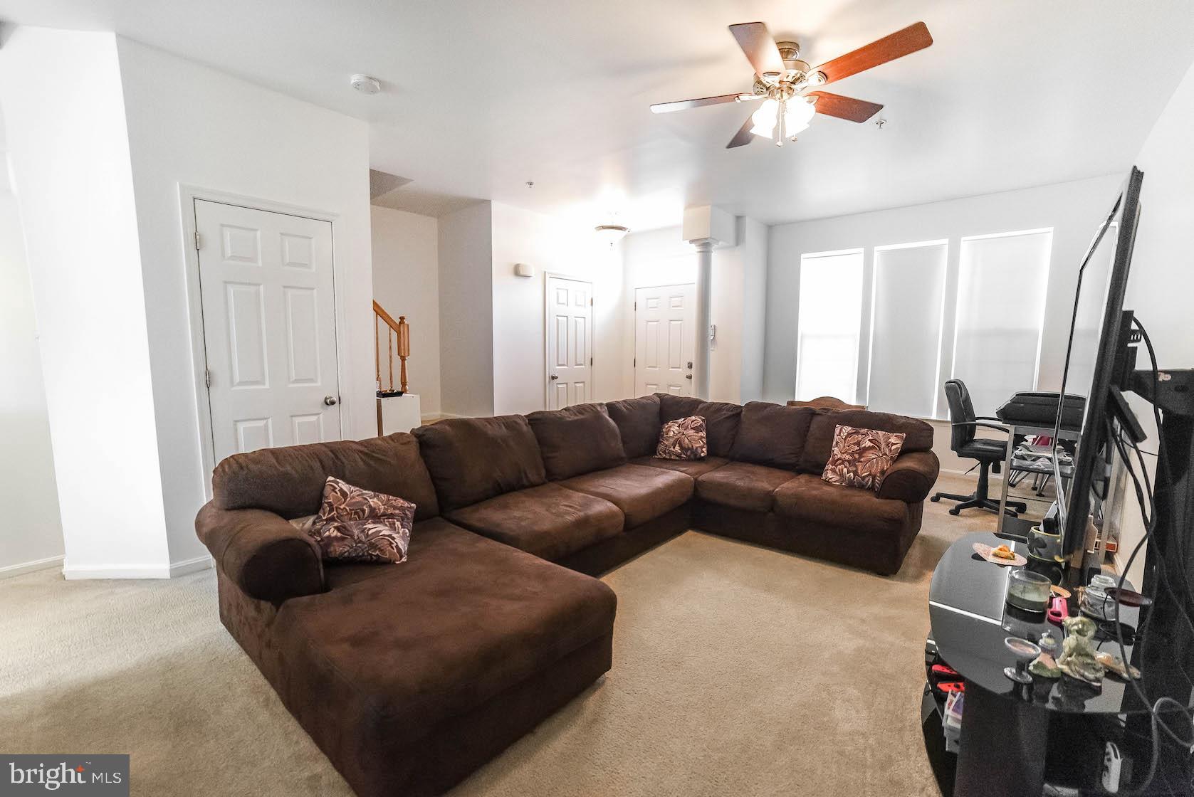 CLEMENTS WOODS - Residential Lease