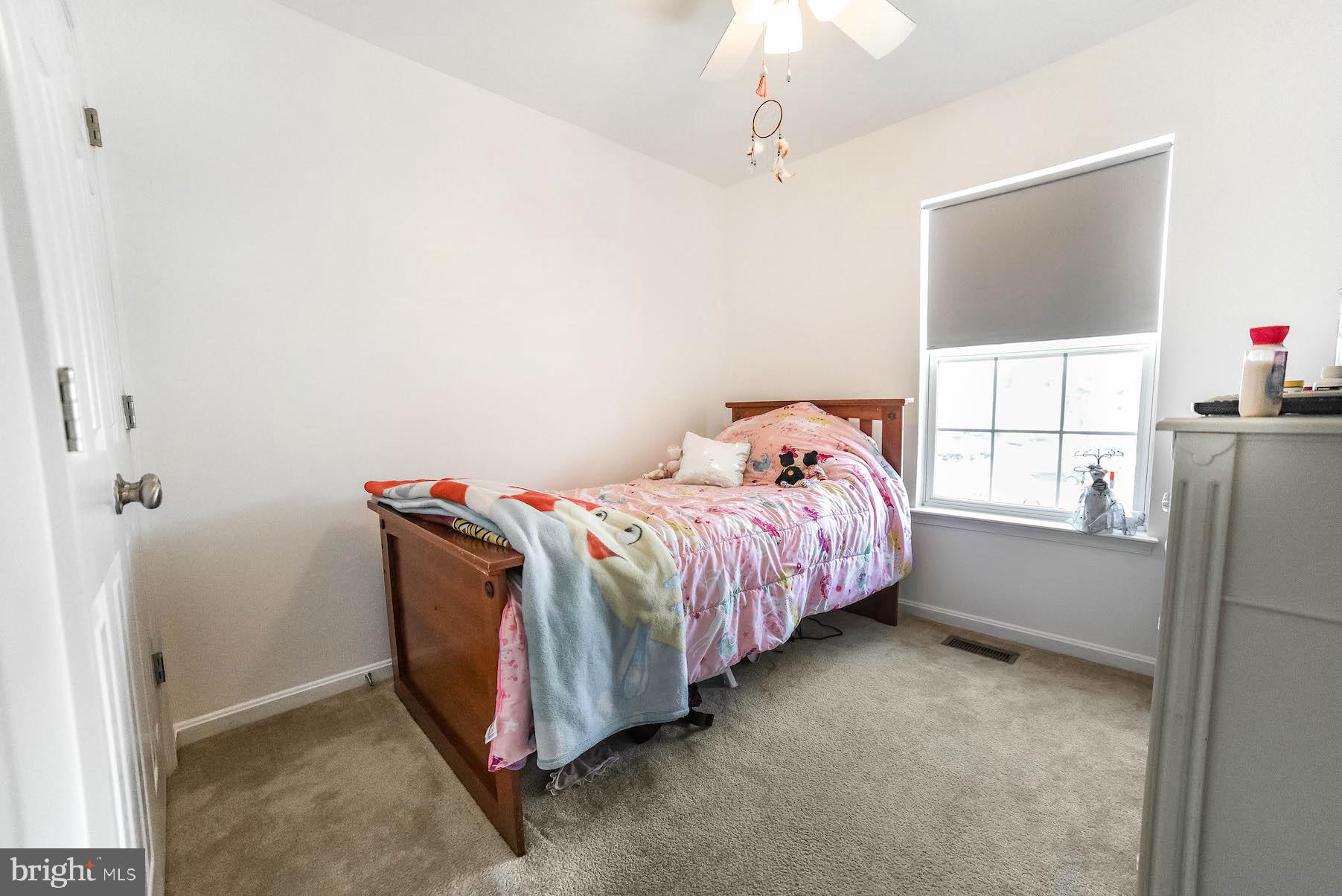 CLEMENTS WOODS - Residential Lease