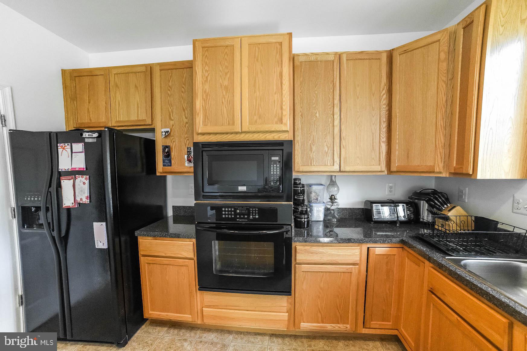 CLEMENTS WOODS - Residential Lease