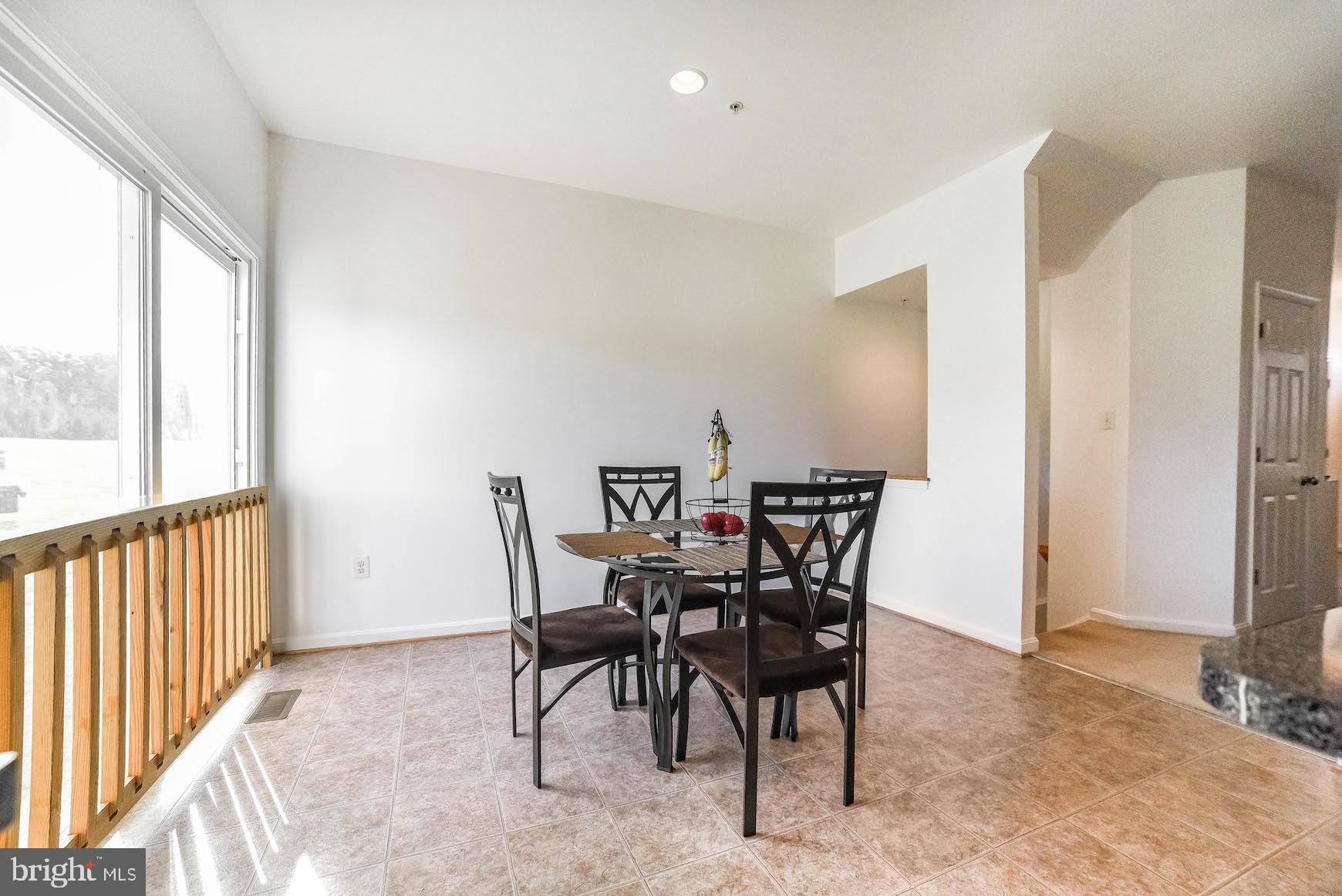 CLEMENTS WOODS - Residential Lease