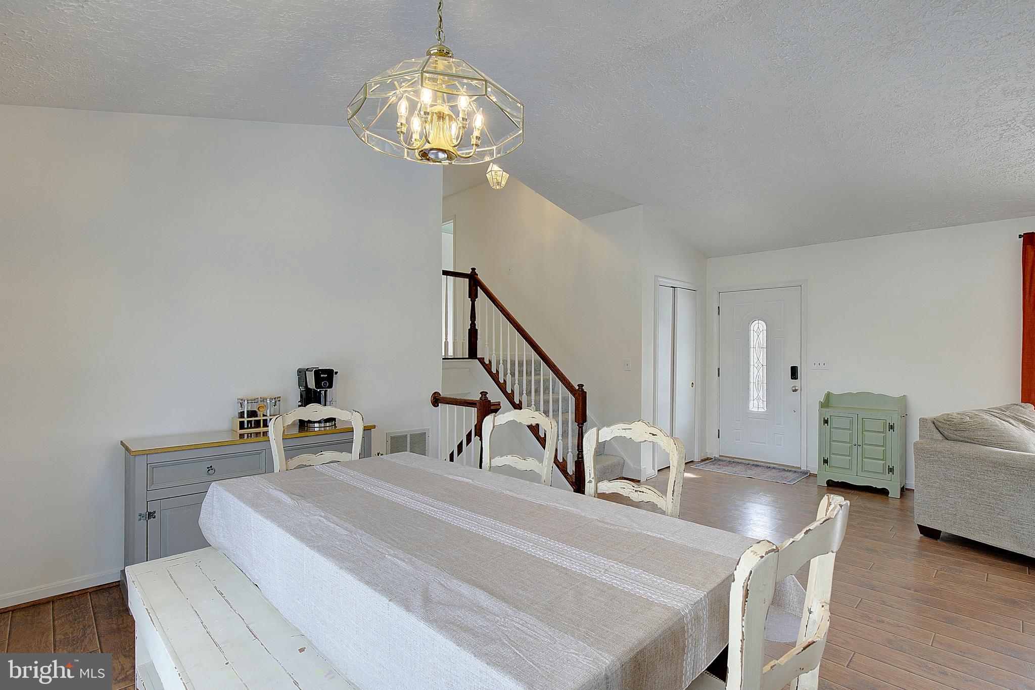 BROOKESIDE - Residential