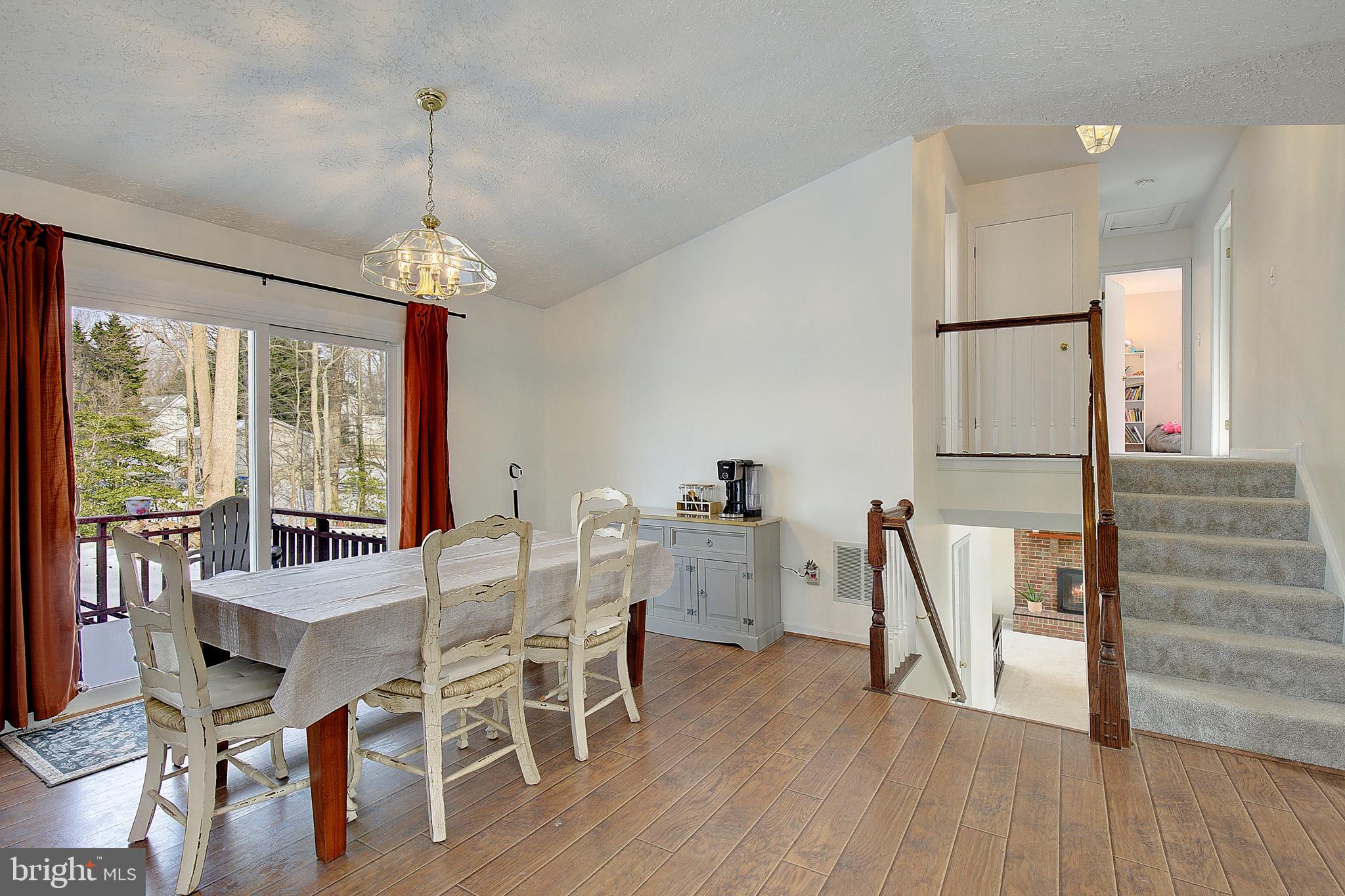 BROOKESIDE - Residential