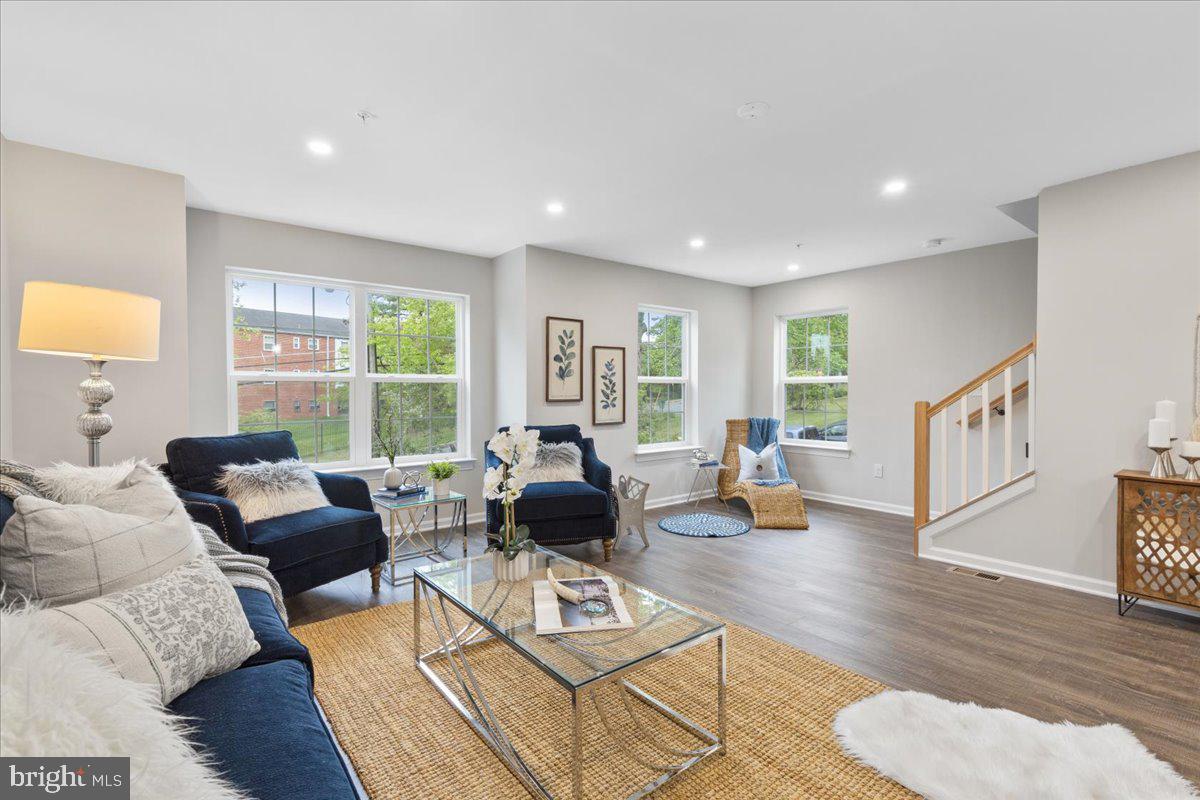 CEDAR HEIGHTS - Residential