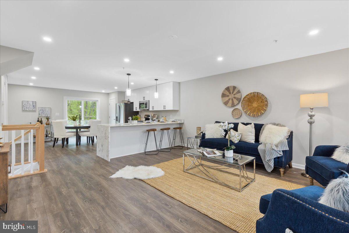 CEDAR HEIGHTS - Residential