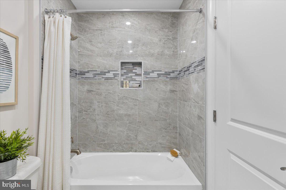 CEDAR HEIGHTS - Residential