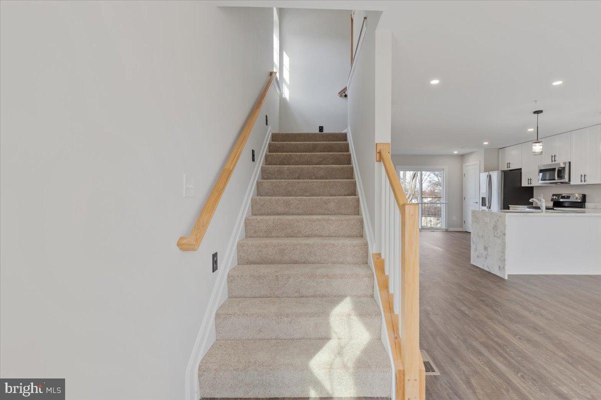 CEDAR HEIGHTS - Residential