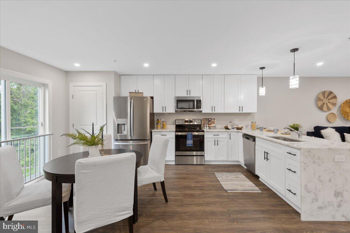 CEDAR HEIGHTS - Residential