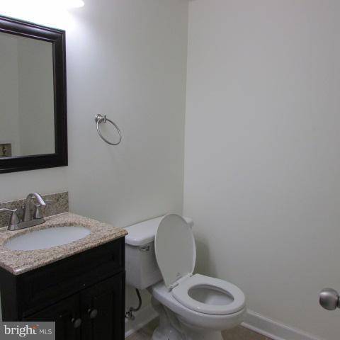 SUMMERTREE CONDO APTS - Residential Lease