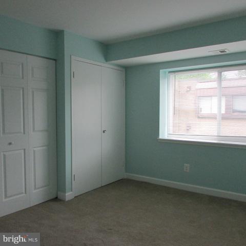 SUMMERTREE CONDO APTS - Residential Lease