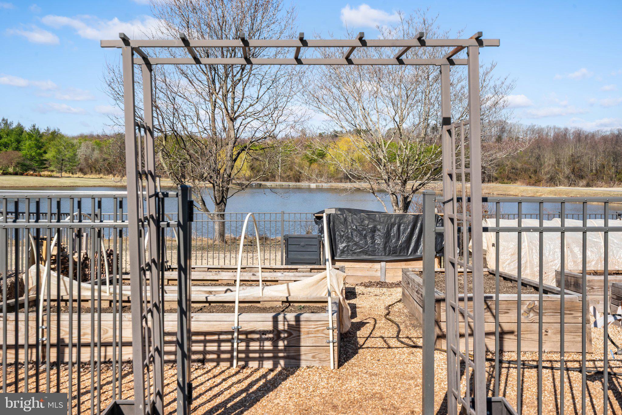 CEDARBROOKE - Residential