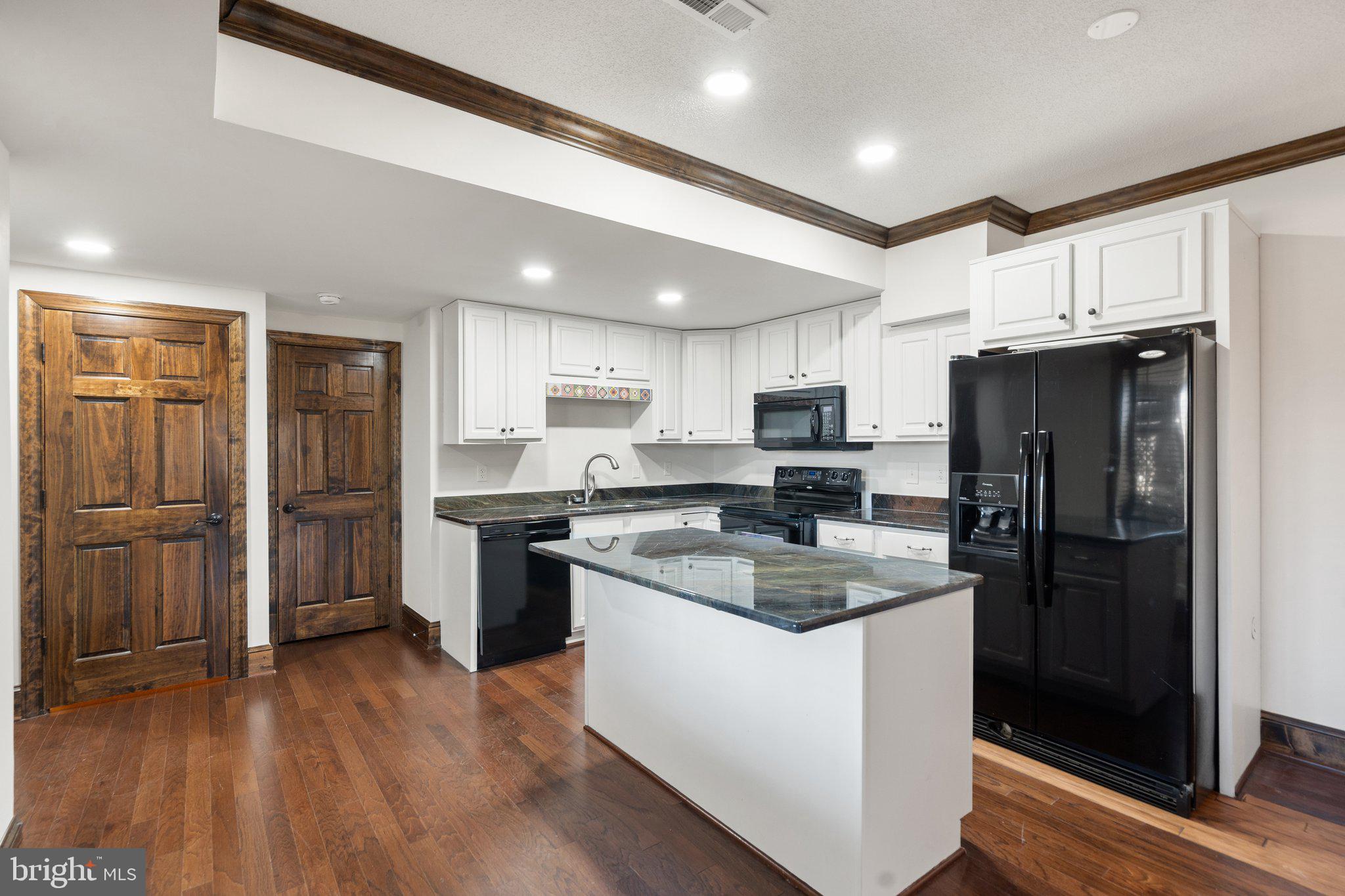 CEDARBROOKE - Residential