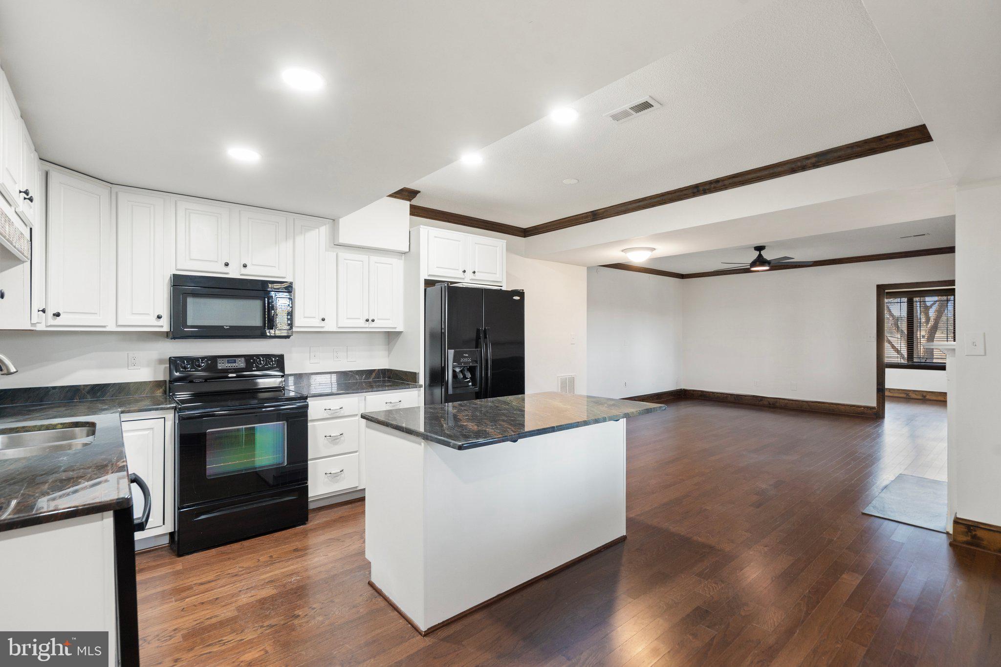 CEDARBROOKE - Residential