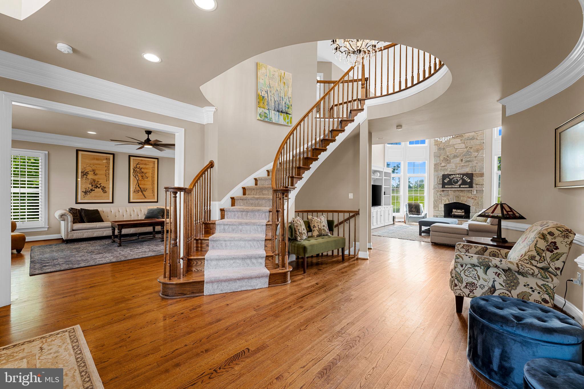 BEACON HILL - Residential