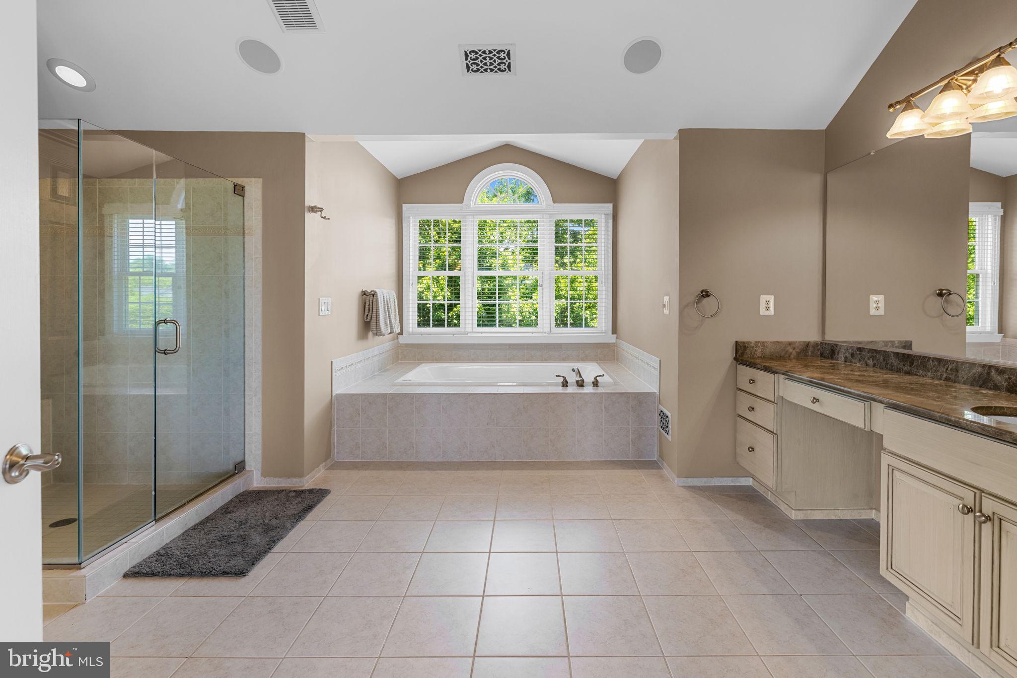 BEACON HILL - Residential