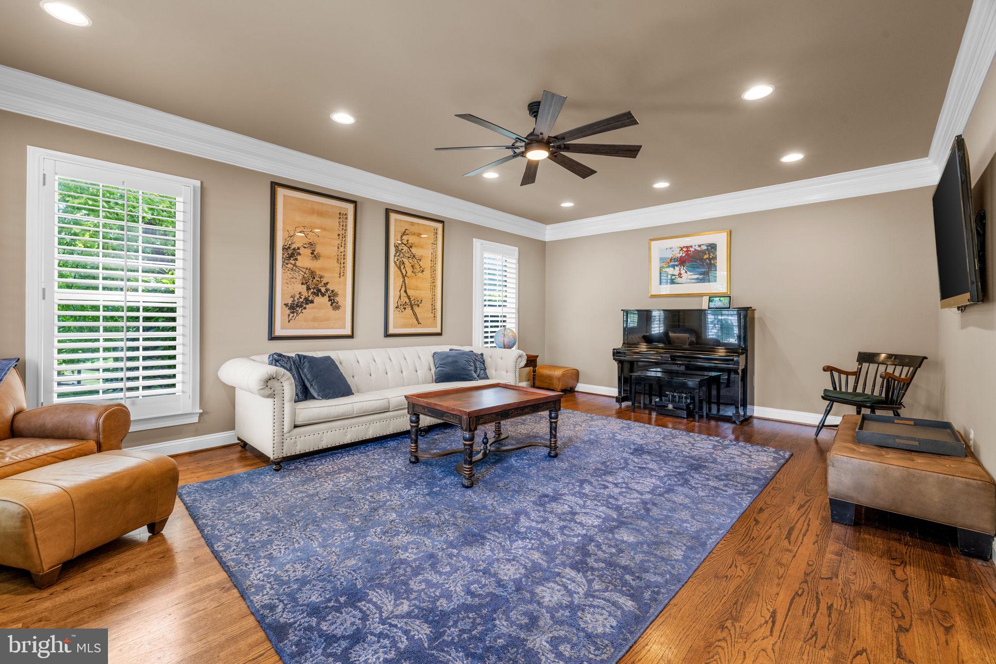 BEACON HILL - Residential