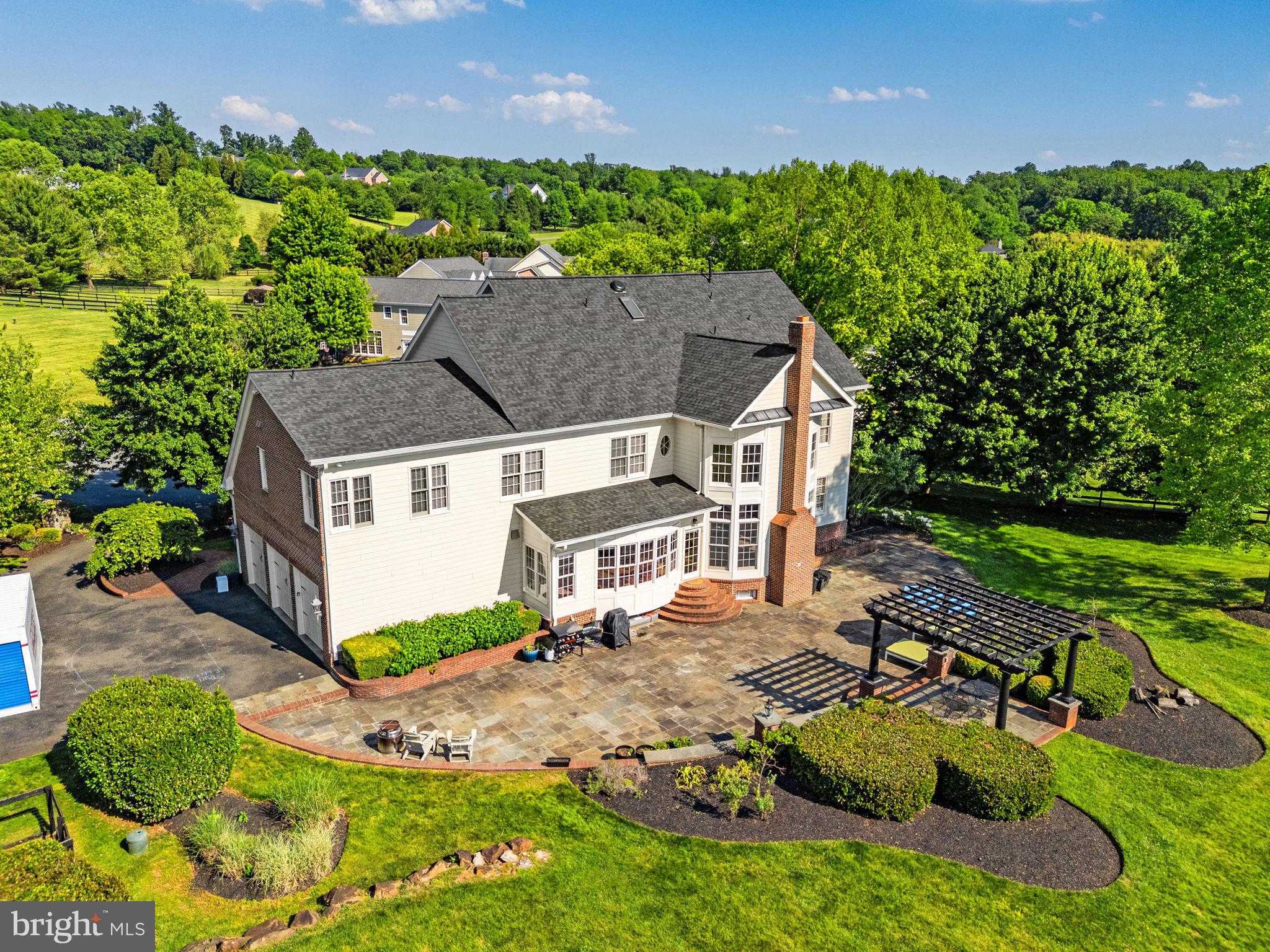BEACON HILL - Residential