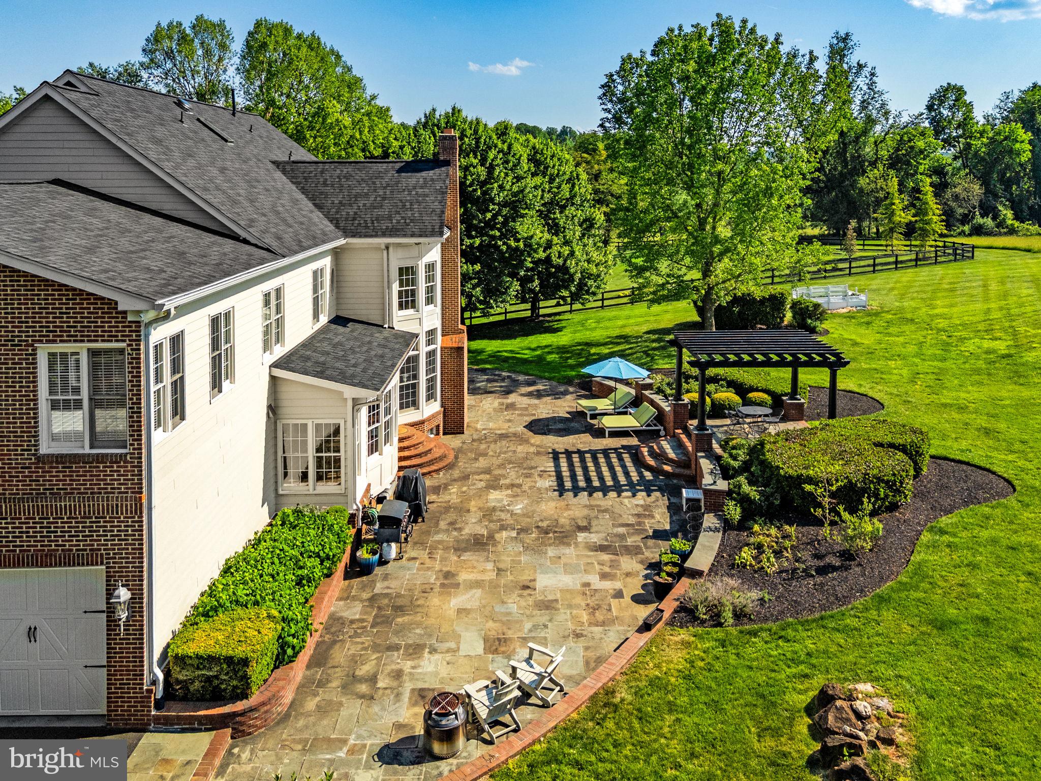 BEACON HILL - Residential