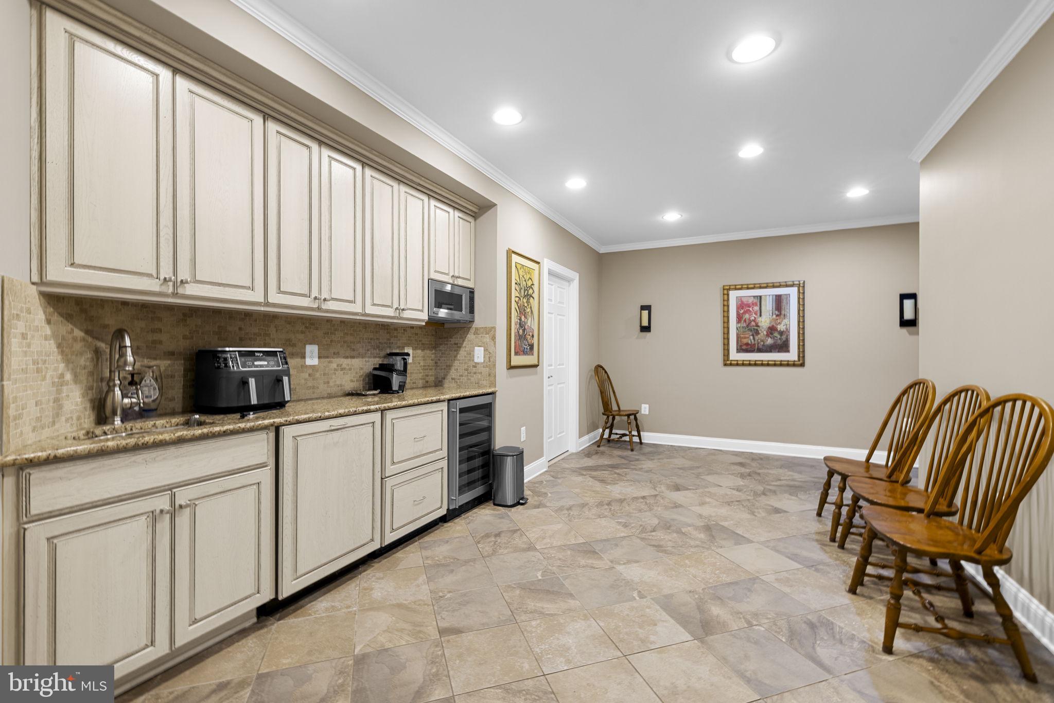 BEACON HILL - Residential