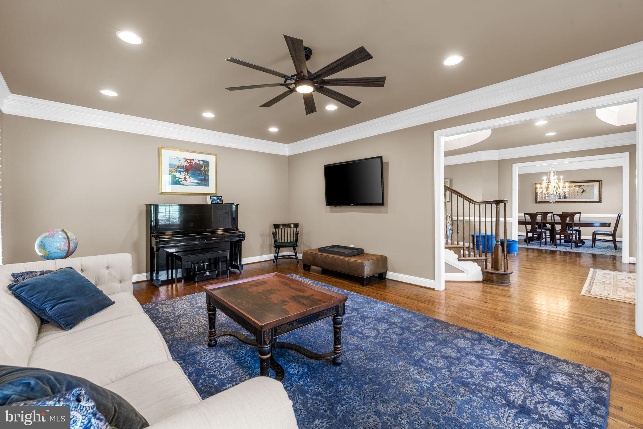 BEACON HILL - Residential
