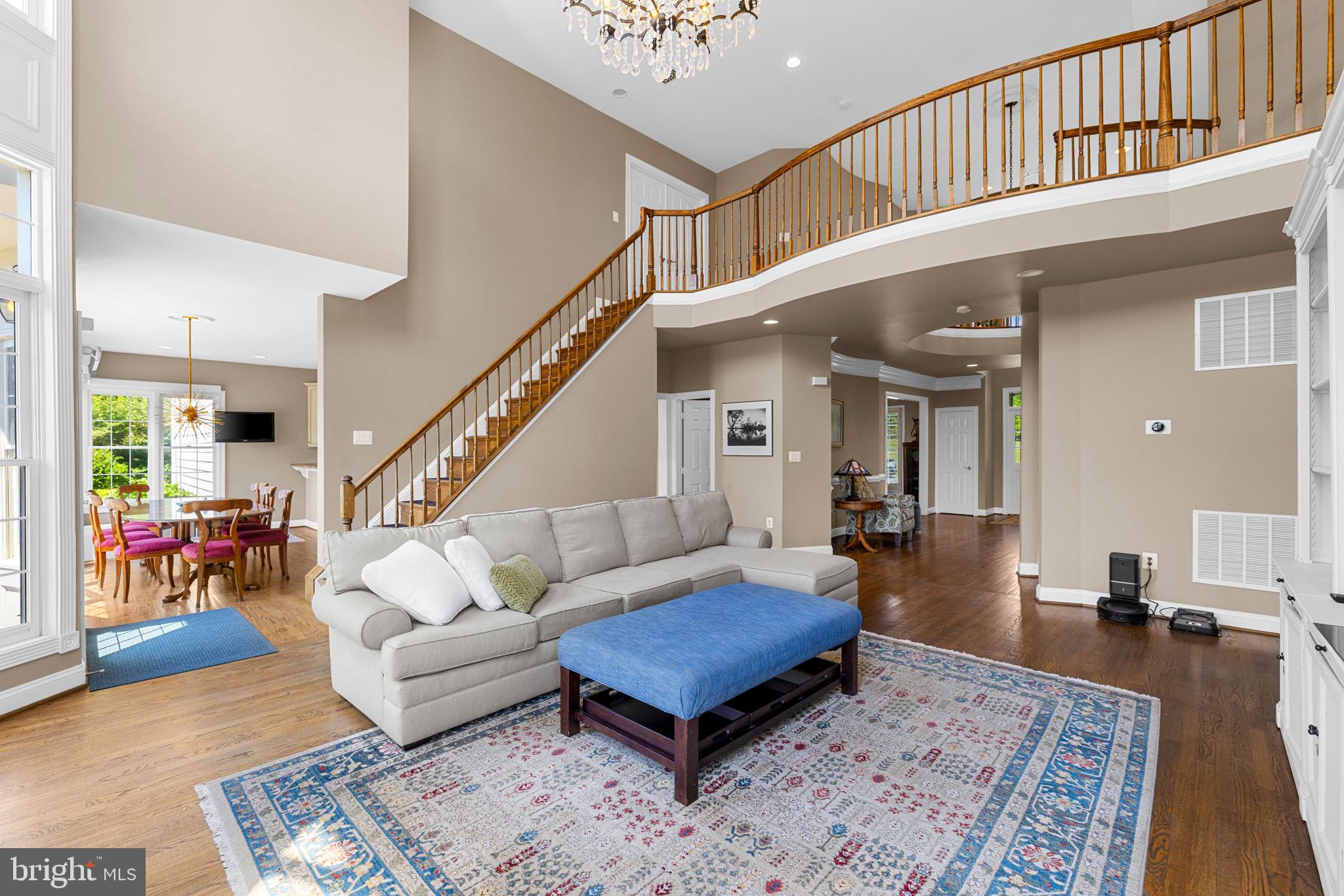 BEACON HILL - Residential