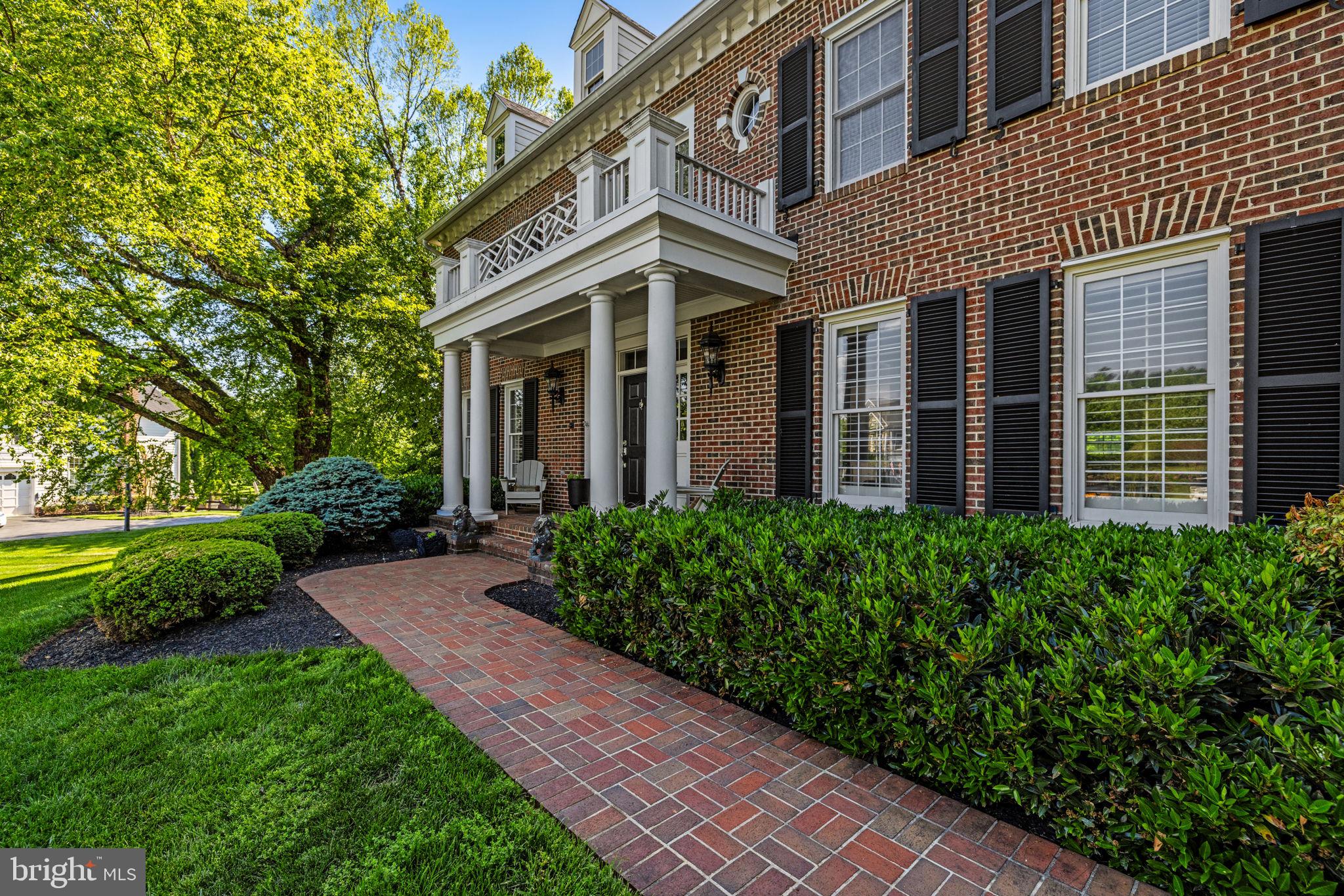 BEACON HILL - Residential