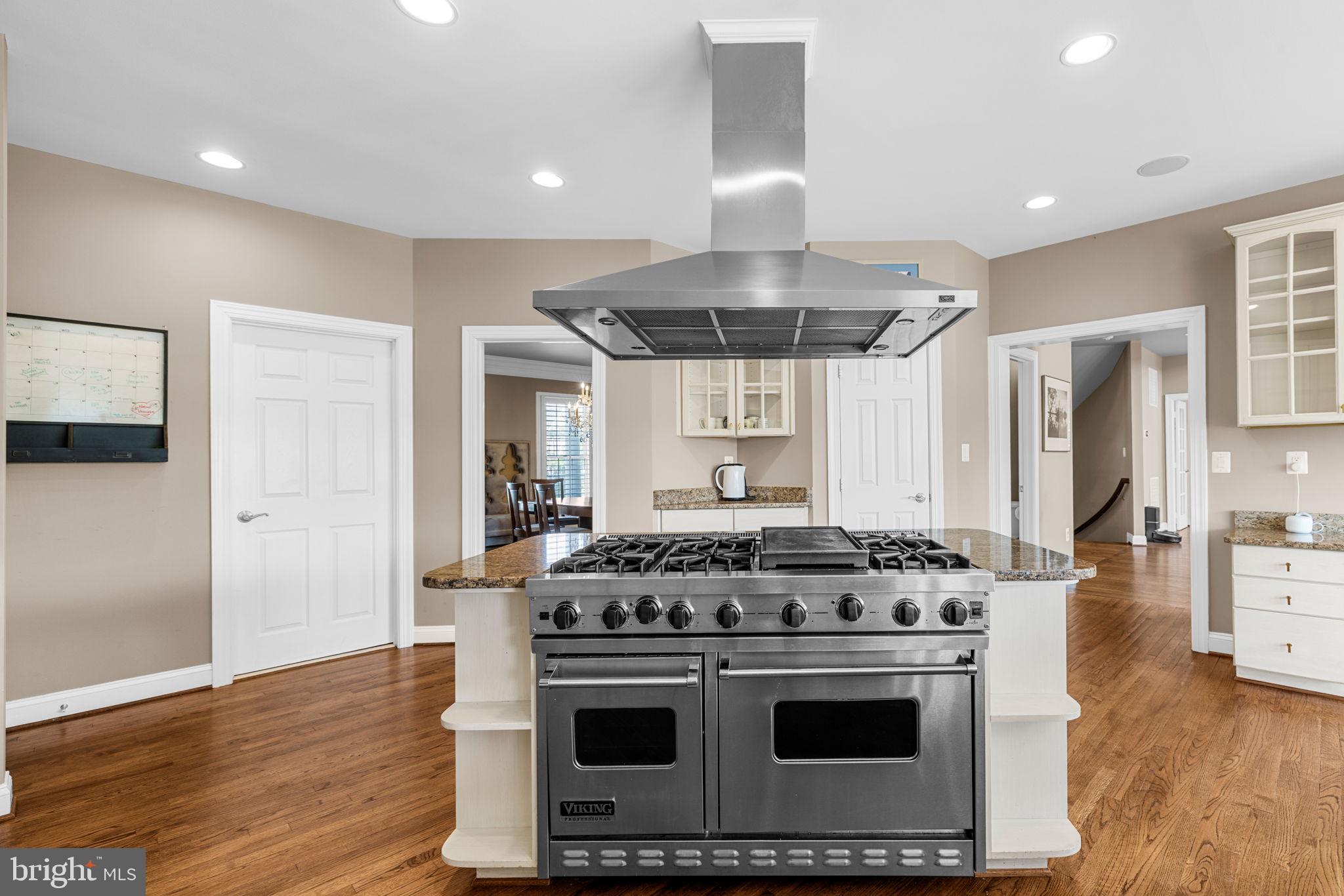 BEACON HILL - Residential
