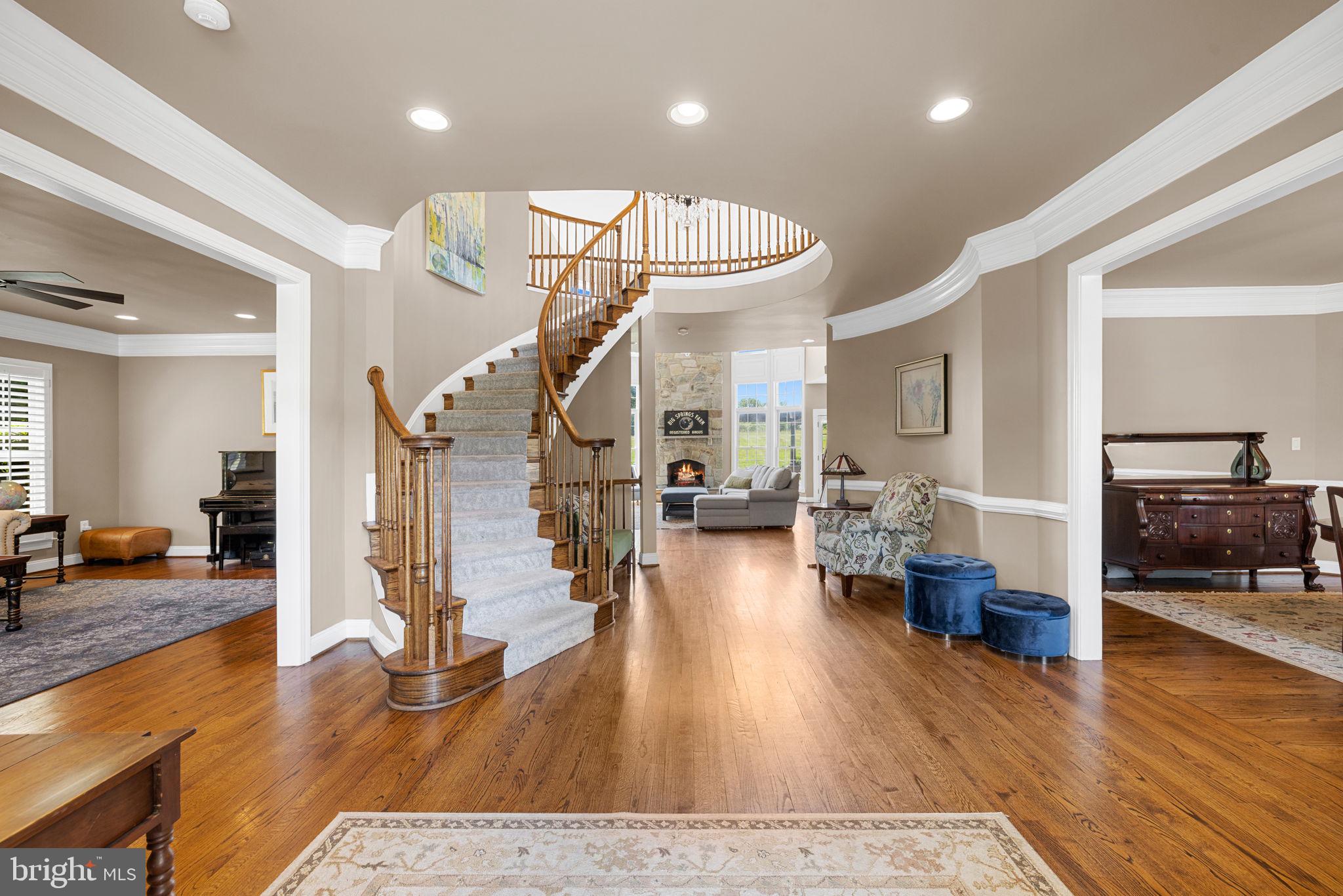 BEACON HILL - Residential