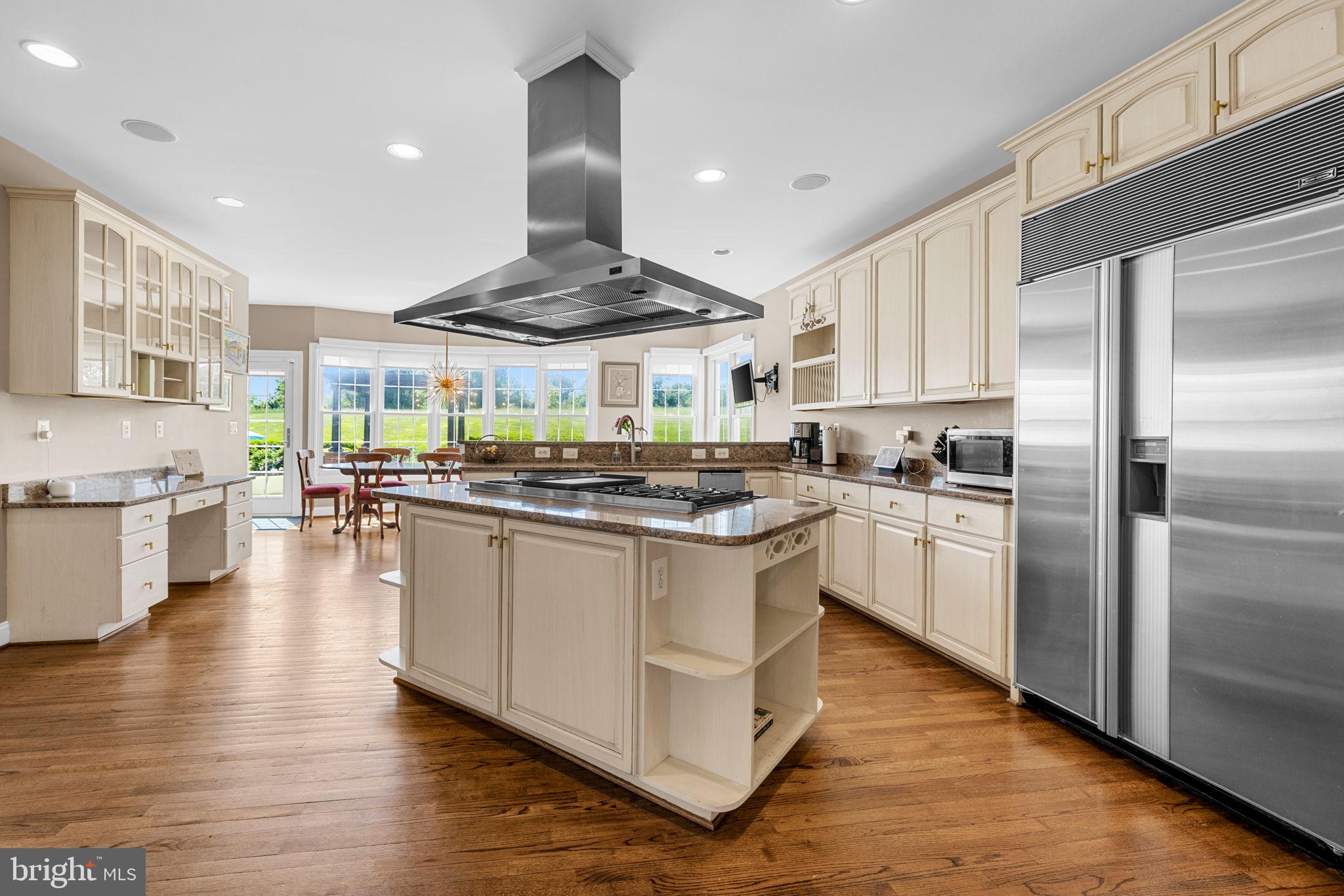 BEACON HILL - Residential