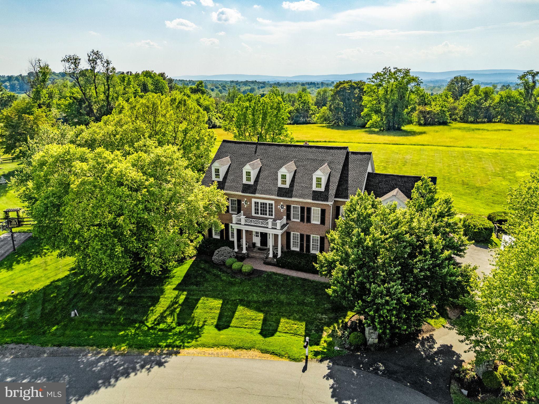 BEACON HILL - Residential