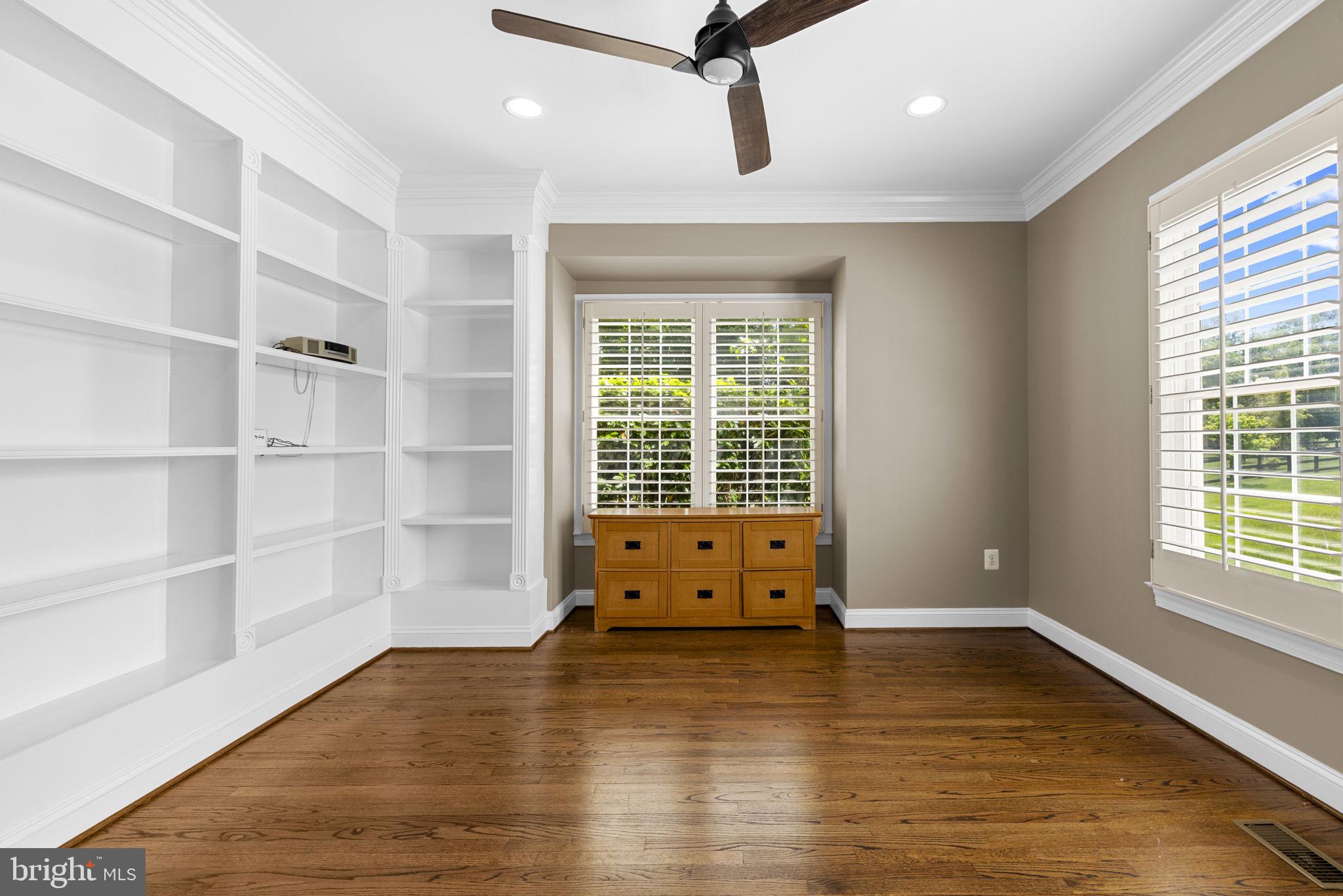 BEACON HILL - Residential