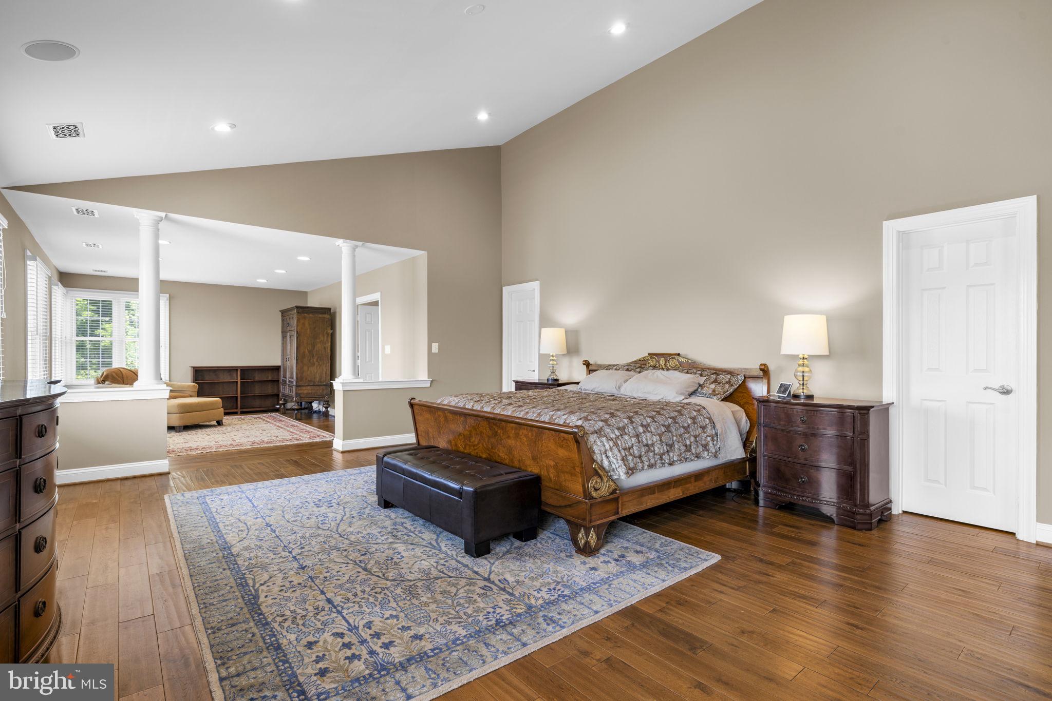 BEACON HILL - Residential