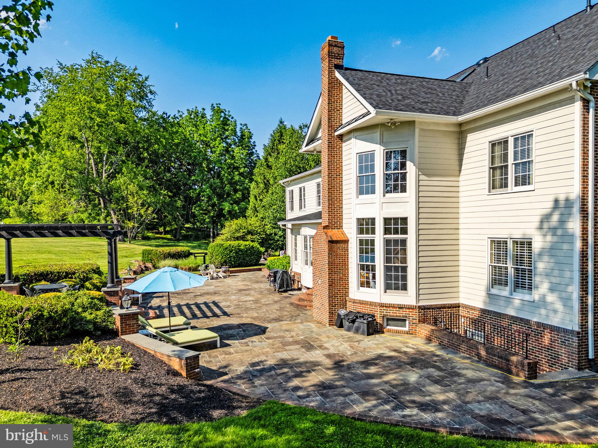 BEACON HILL - Residential