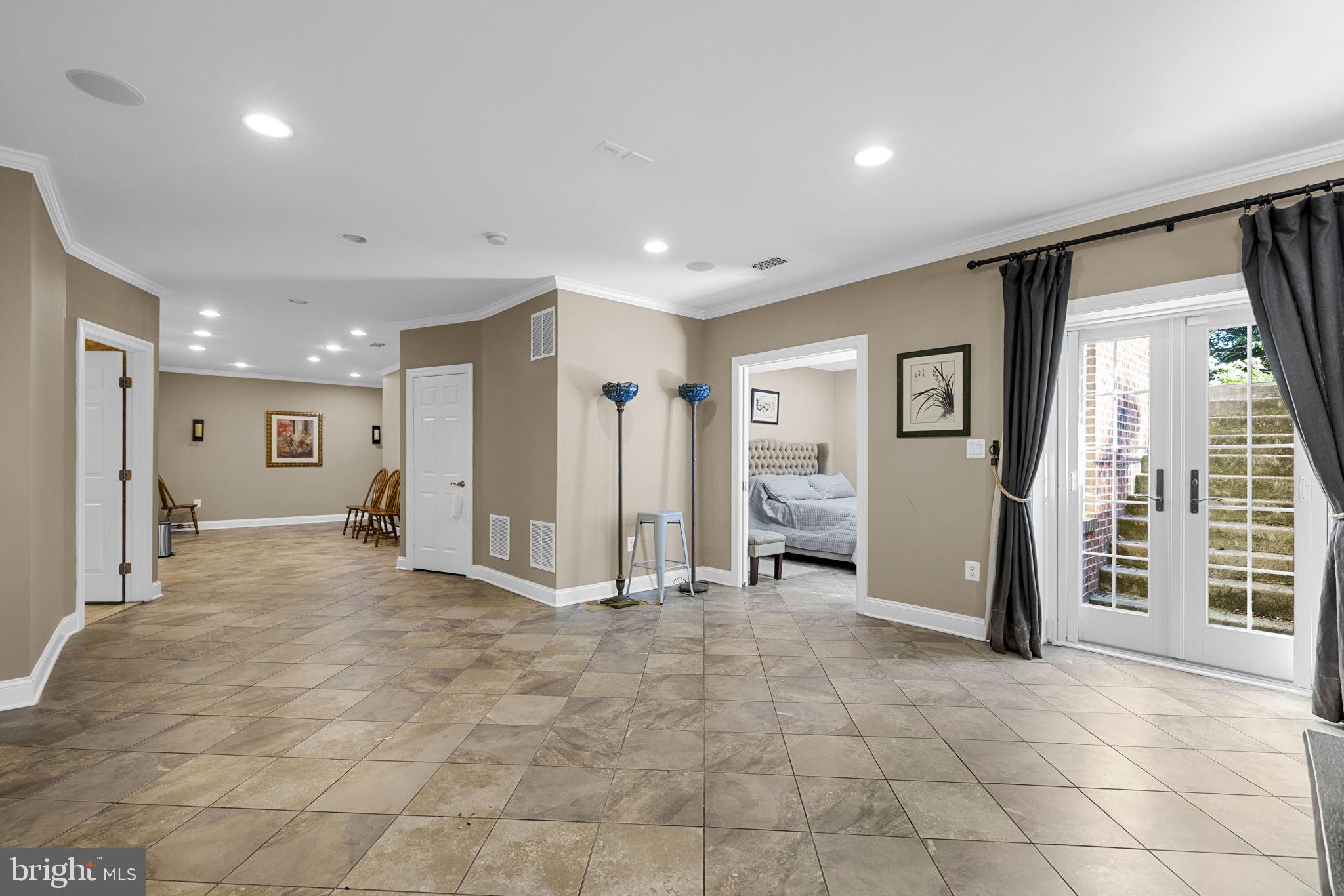 BEACON HILL - Residential