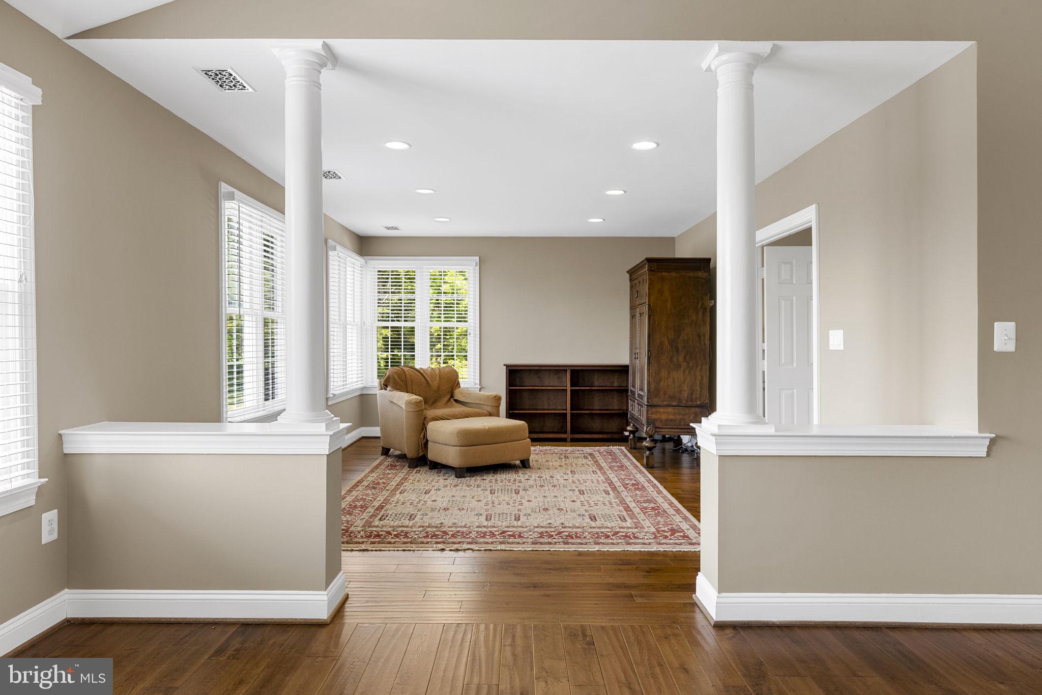 BEACON HILL - Residential