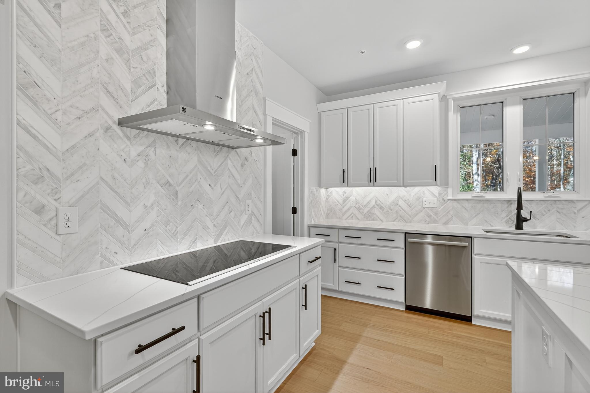 GLENN DALE - Residential