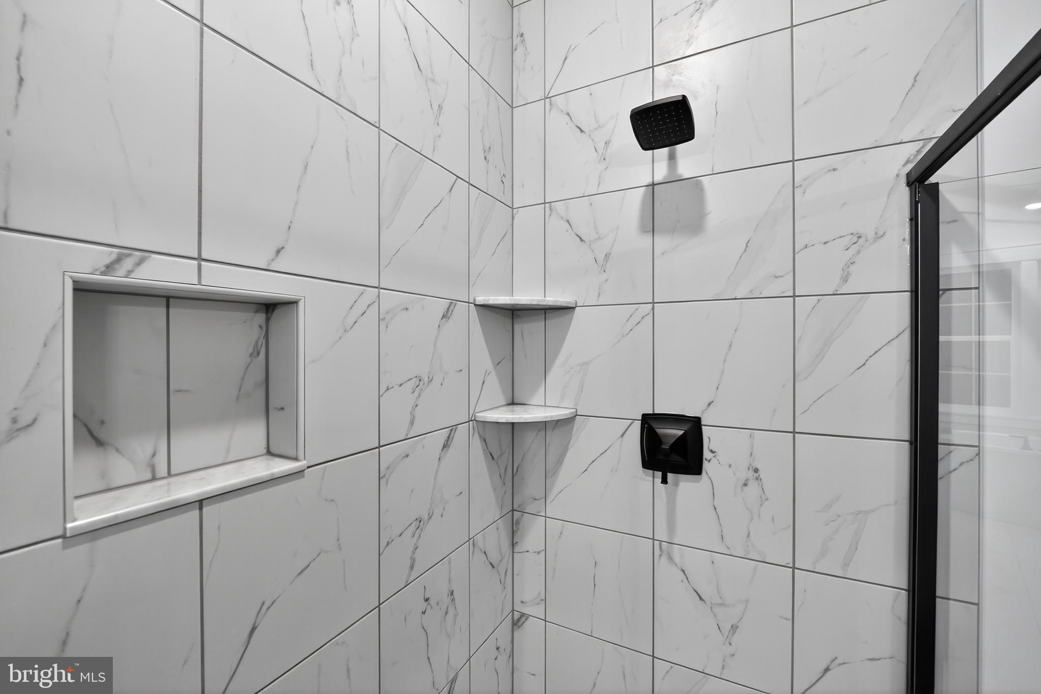 GLENN DALE - Residential