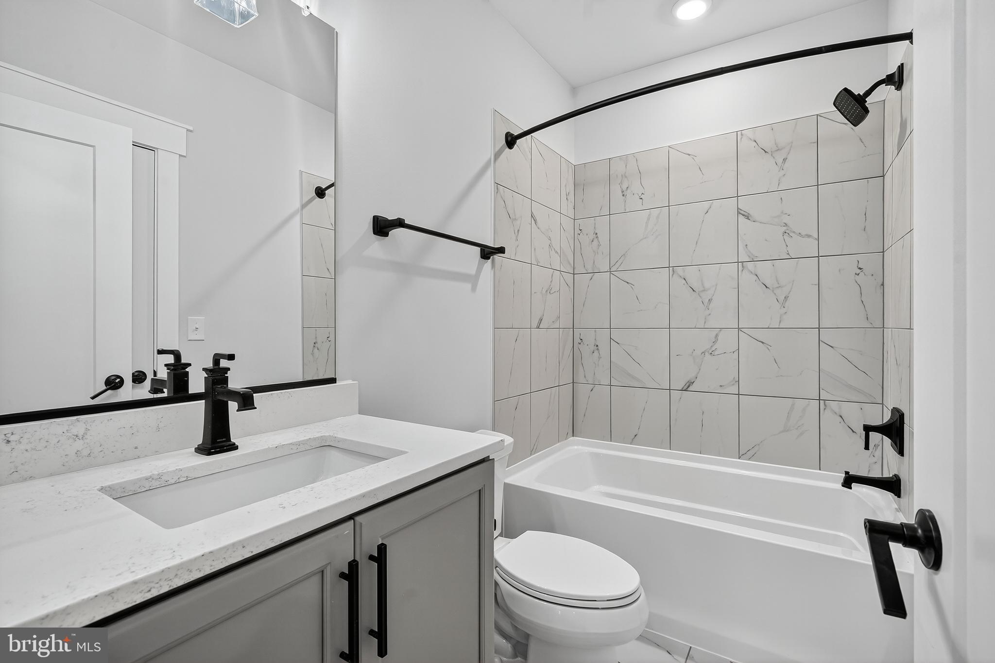 GLENN DALE - Residential