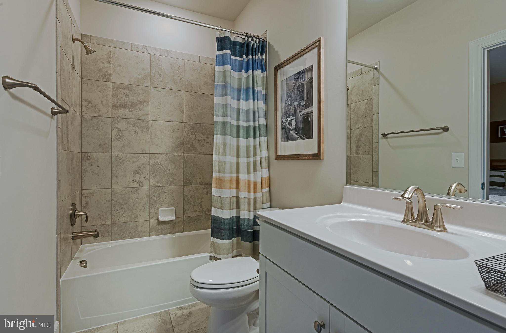 CROWN FARM - Residential